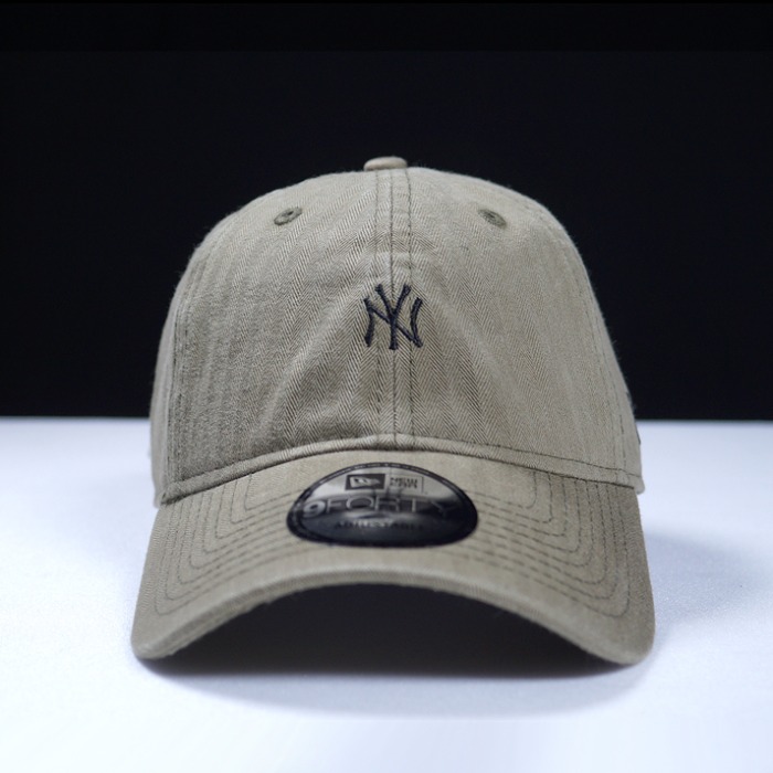 뉴에라 볼캡, 뉴욕양키즈 모자